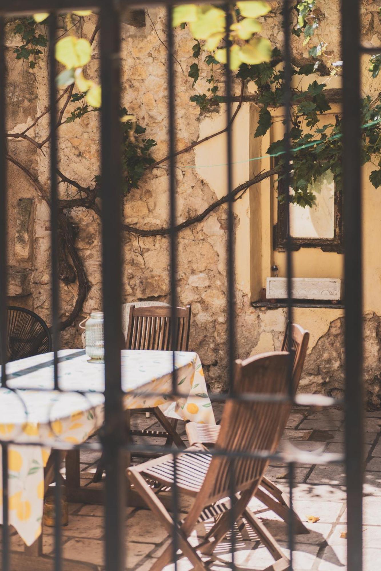 Maison Pelissier Bed And Breakfast With Sweeming Pool Cuxac-d'Aude Екстер'єр фото